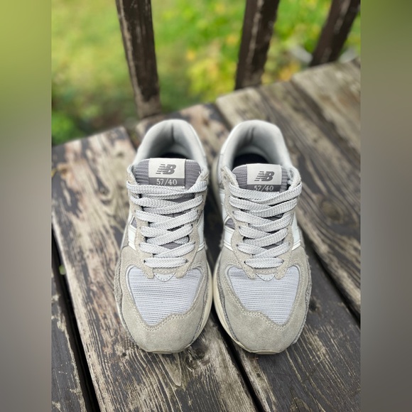New Balance 57/40 Size US 5 (Unisex) - Picture 3 of 5